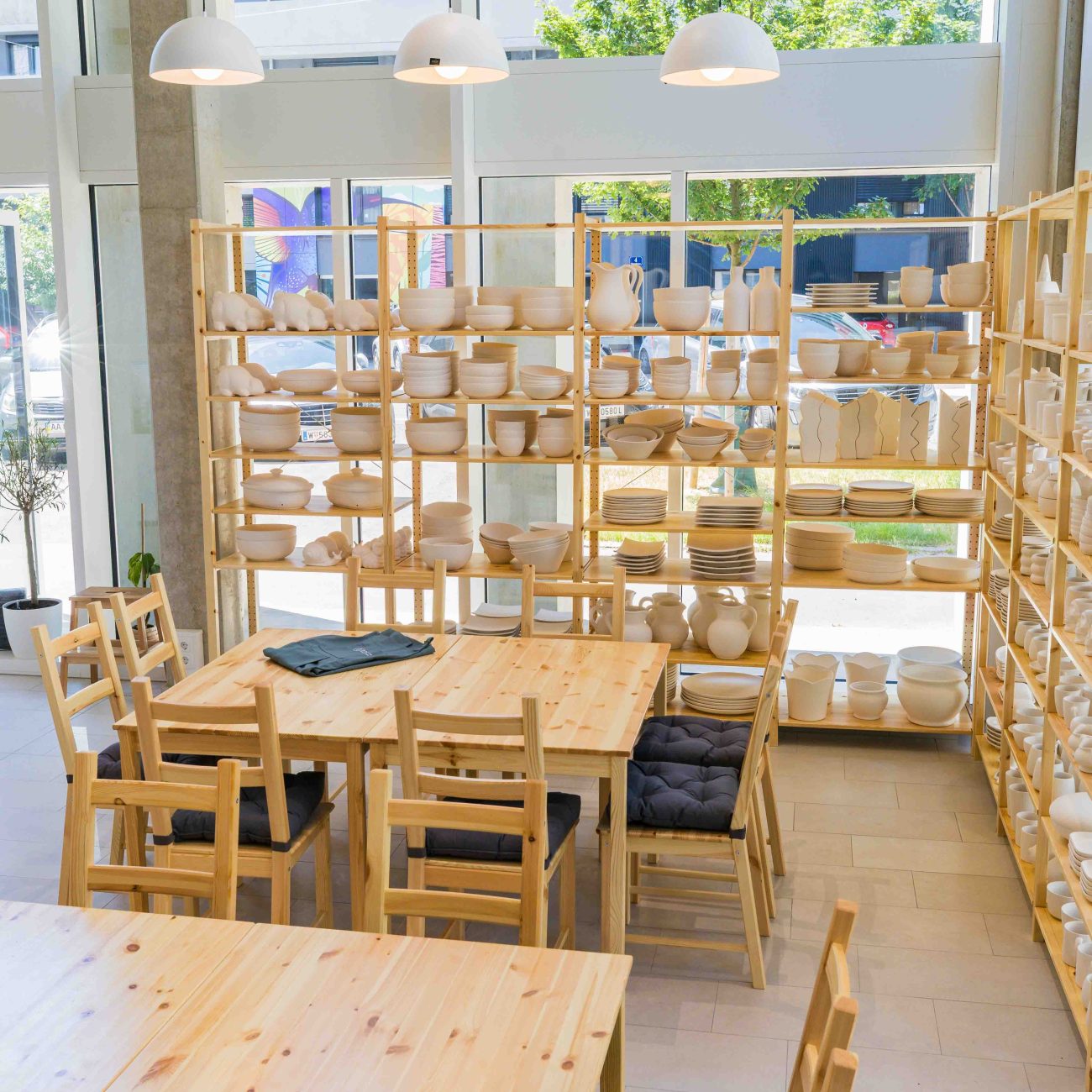 Zolta Ceramics Studio for workshops and ceramic painting